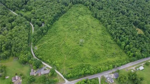 000 Pittsburgh Road, Harrisville, PA 16038