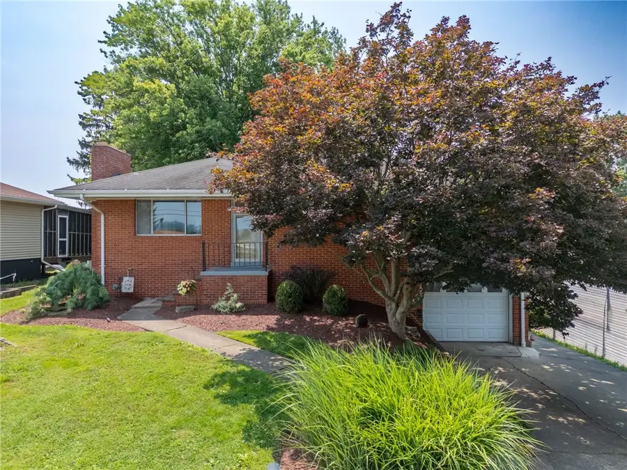 14 Highland St, Monongahela, PA 15063 - #2
