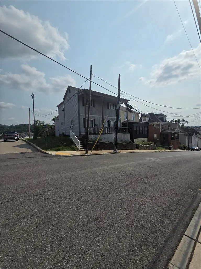 23 W College St, Canonsburg, PA 15317 - #3