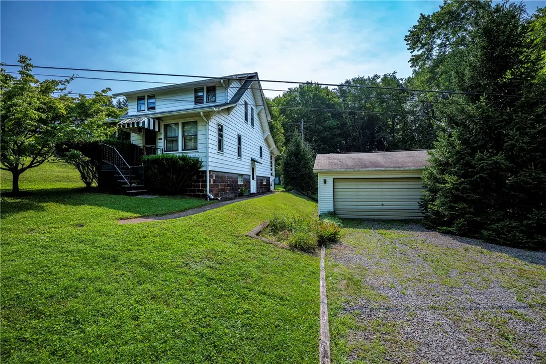 215 Forward Ln, Evans City, PA 16033 - #1