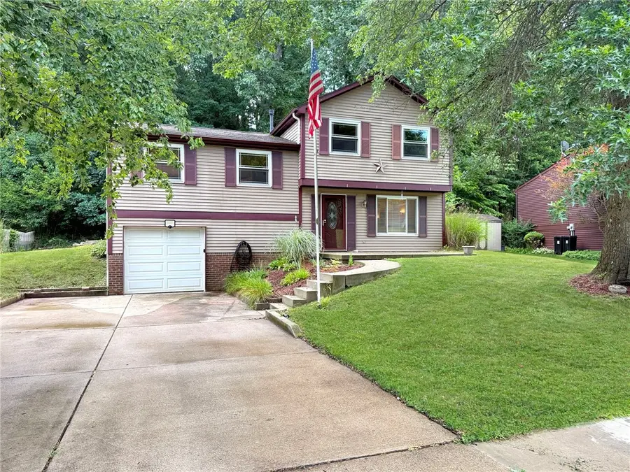 117 Walnut Dr, Baden, PA 15005 - #2