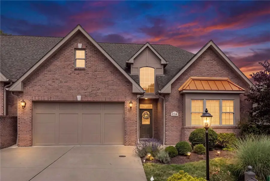 1714 Waterleaf Dr, Sewickley, PA 15143 - #2