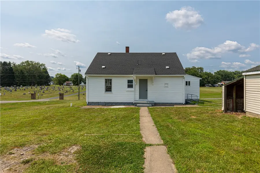 1179 Crucible Rd, Cumberland, PA 15357 - #2