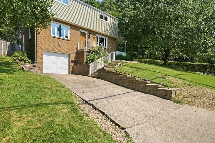 215 Forest Hills Rd, Pittsburgh, PA 15221 - #3