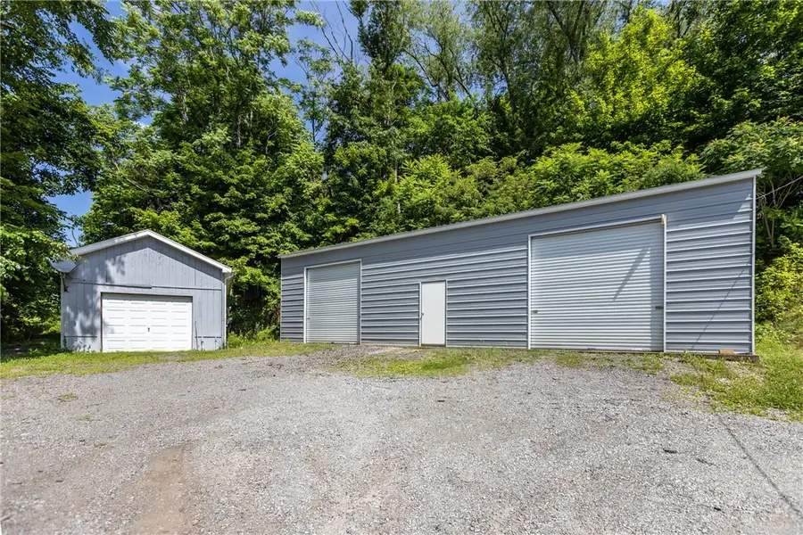 948 Duvall Rd, Charleroi, PA 15022 - #2