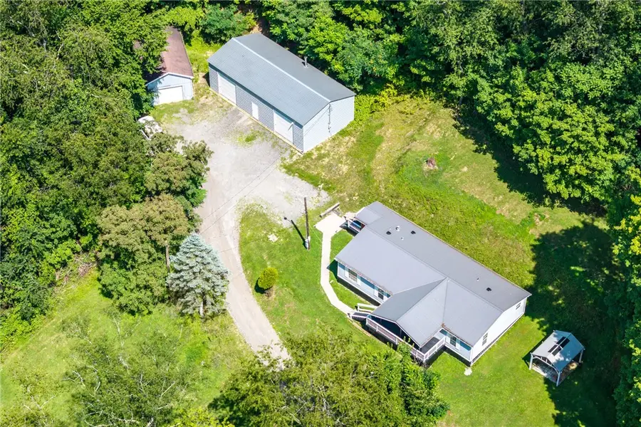948 Duvall Rd, Charleroi, PA 15022 - #3