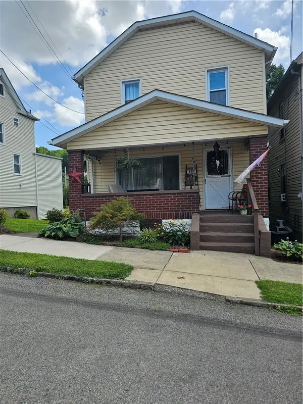 829 Vermont Ave, Glassport, PA 15045