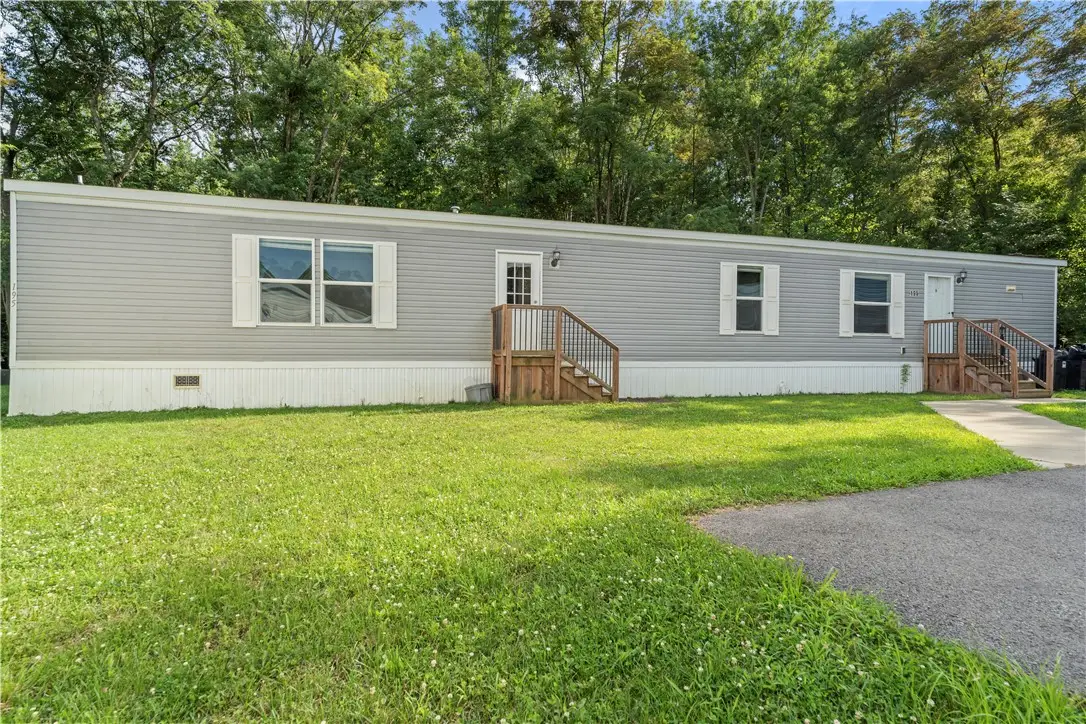 195 Falls Church Road, Imperial, PA 15126 - #1