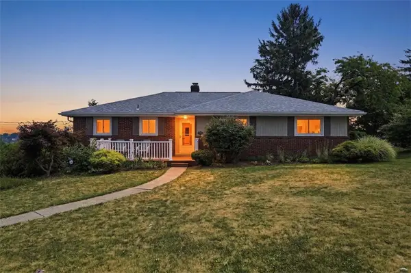 514 Fort Couch Rd, Pittsburgh, PA 15241