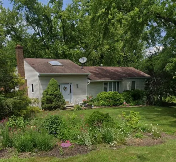 2 Deer Park Dr, Cheswick, PA 15024