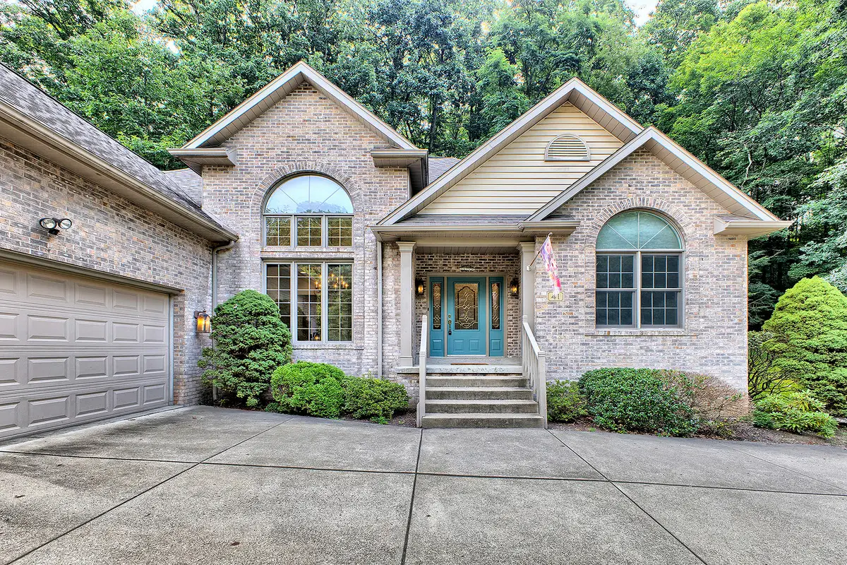 41 Brookdale Drive, Greensburg, PA 15601 - #1