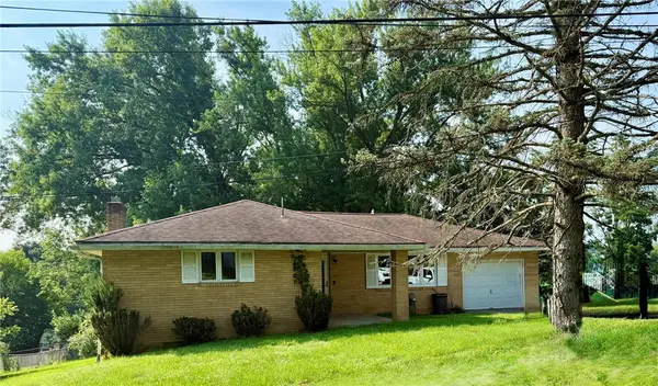 169 Webb Dr, Washington, PA 15301
