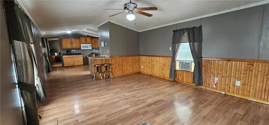 1939 Morris St, New Castle, PA 16102 - #2