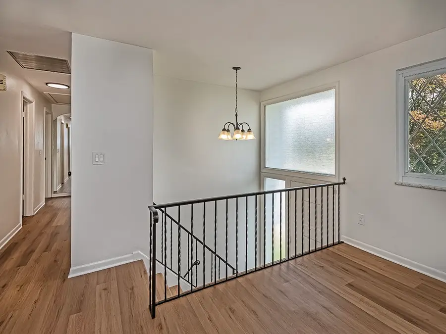 205 Watson Ave, Pittsburgh, PA 15238 - #2