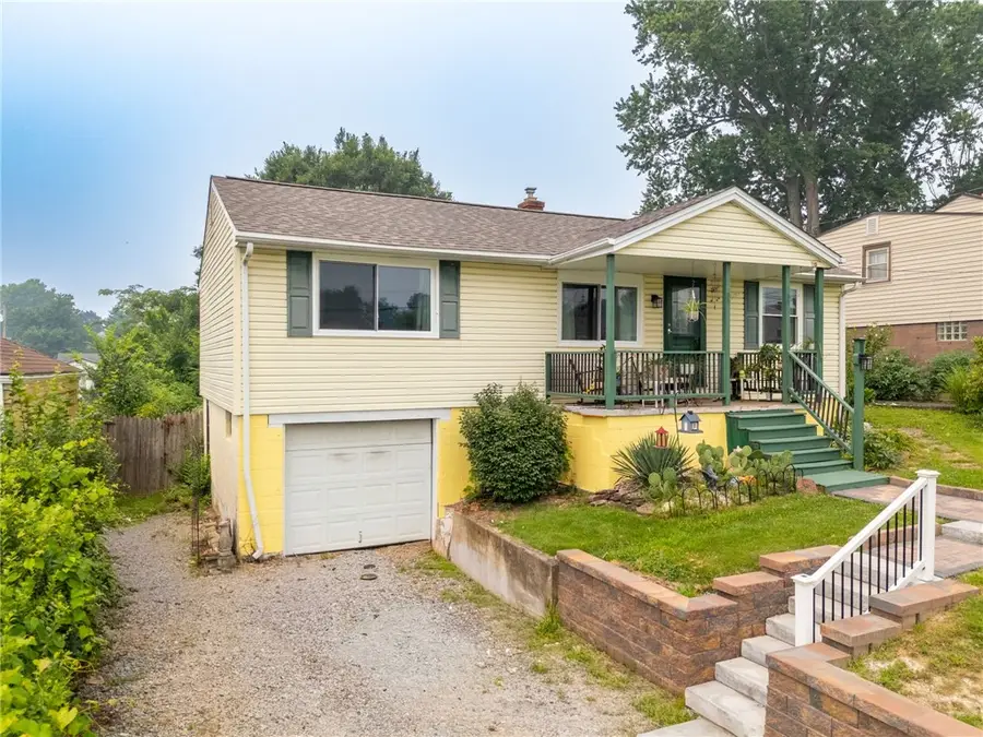 2138 Leo St, Irwin, PA 15642 - #2