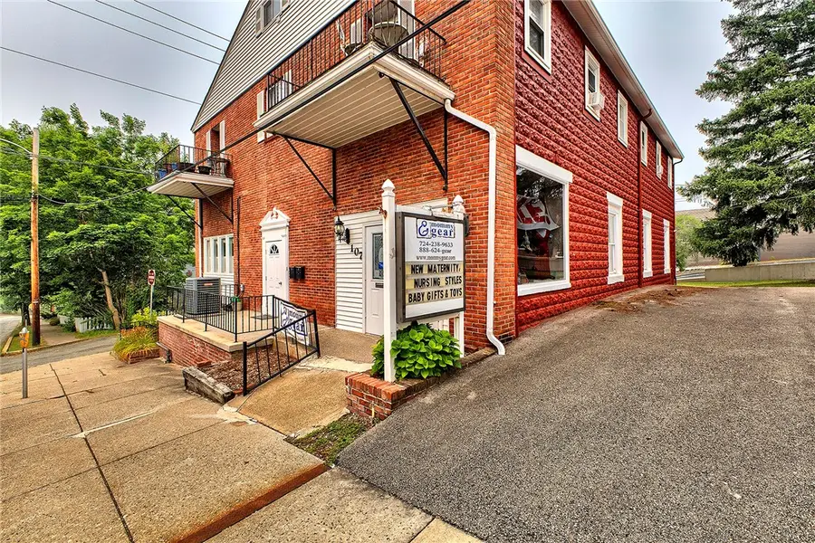 107 S. Clair St, Ligonier, PA 15658 - #2