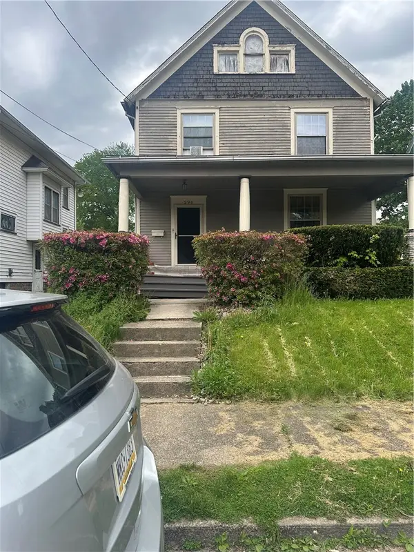 296 Ormond Ave, Sharon, PA 16146
