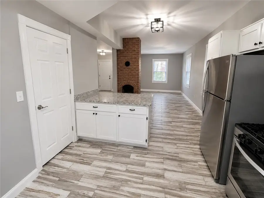 404 Washington Ave, Oakmont, PA 15139 - #3