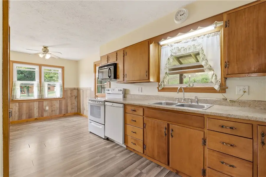 3224 Berlin Plank Rd, Berlin, PA 15530 - #2