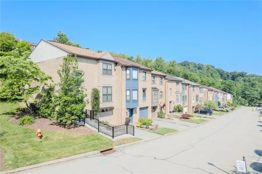 361 Nature Trail Ln, Murrysville, PA 15668 - #3