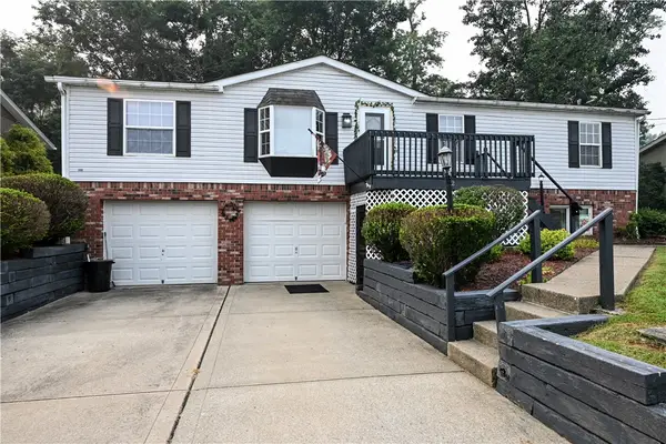 32 Mulberry St, Belle Vernon, PA 15012