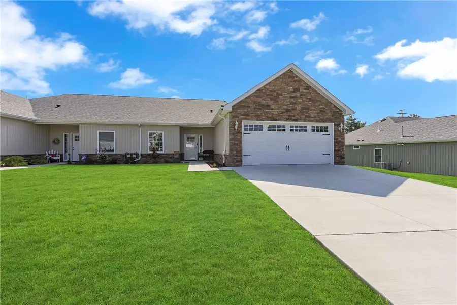 320 Cherokee Drive, Beaver Falls, PA 15010 - #2