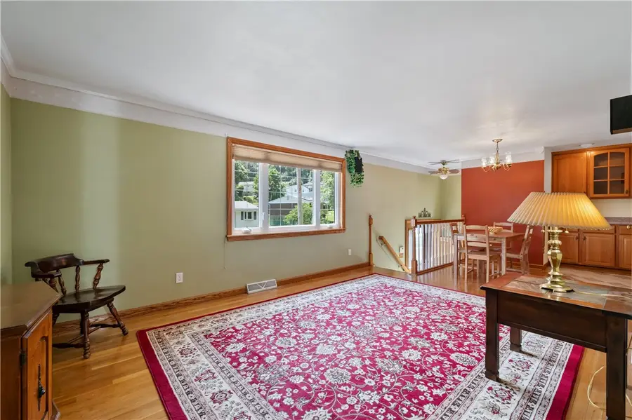 236 Hazel Rd, Pittsburgh, PA 15235 - #2