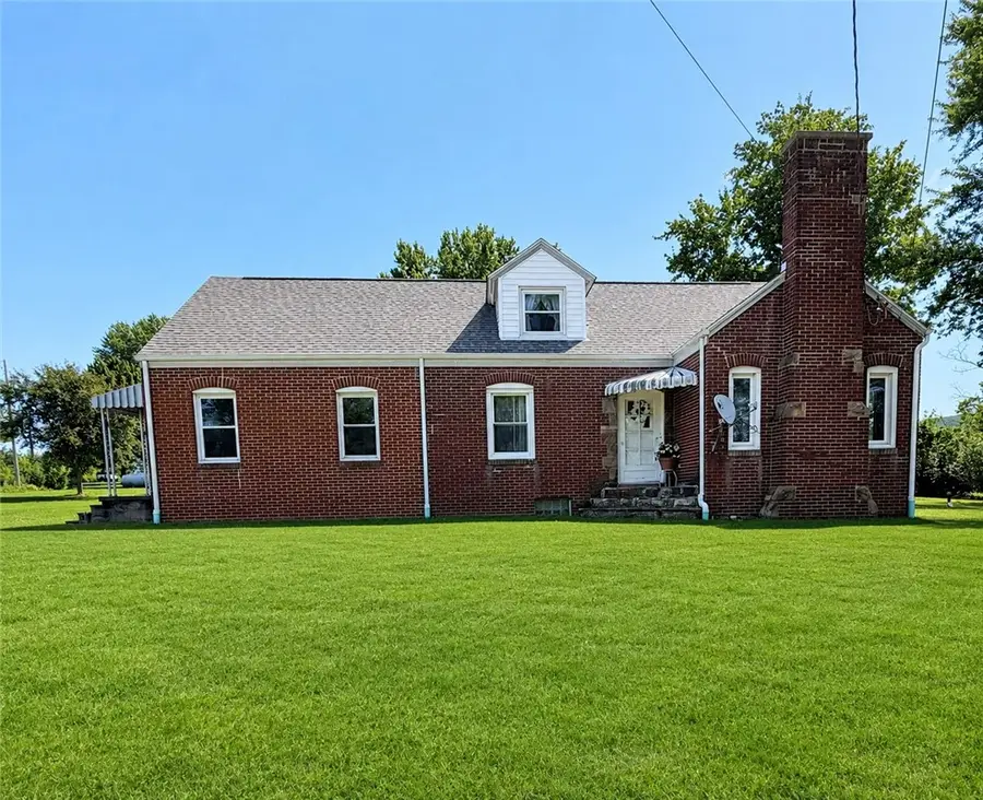 244 Charles Houck Rd, Latrobe, PA 15650 - #2
