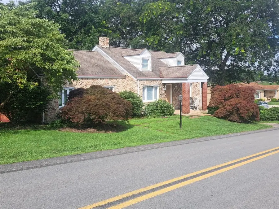 147 Taylor Run Rd, Monongahela, PA 15063 - #2