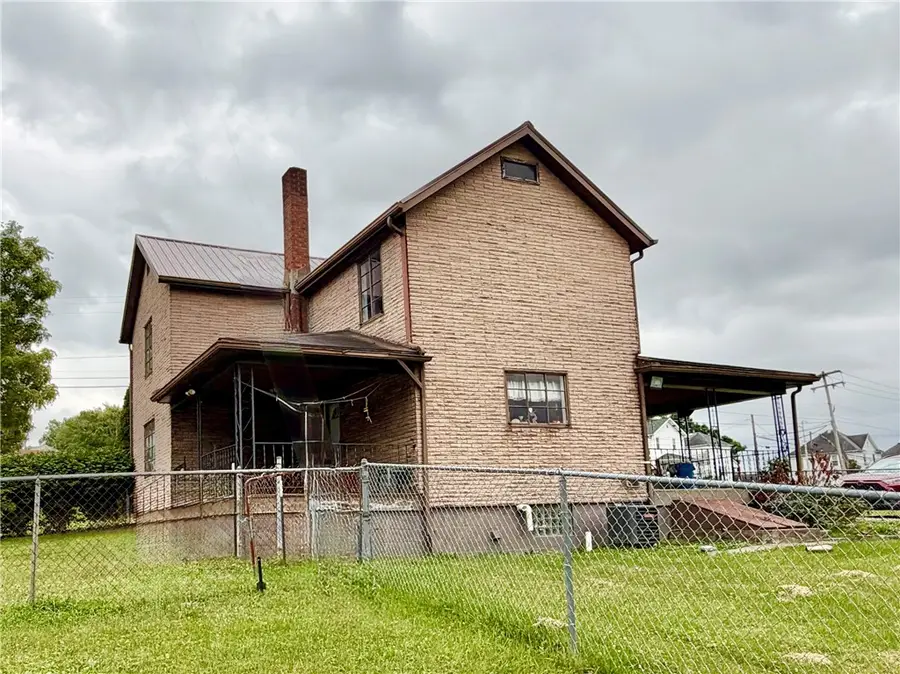 341 N Gallatin Ave, Uniontown, PA 15401 - #2