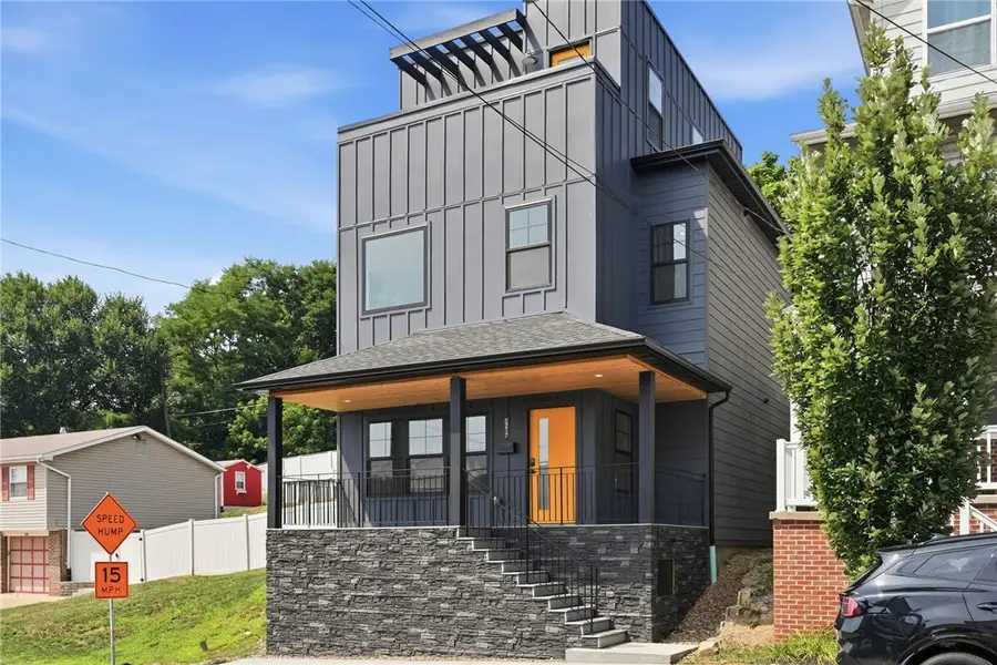 5217 Broad St, Pittsburgh, PA 15224 - #2