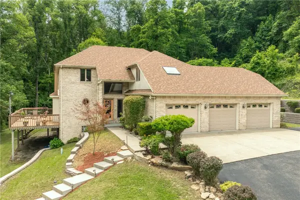 461 and 467 Fan Hollow Rd, Uniontown, PA 15401