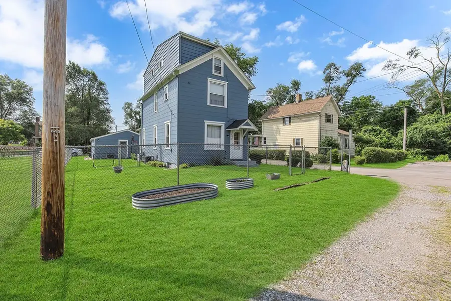 330 Greenlee St, Beaver, PA 15009 - #2