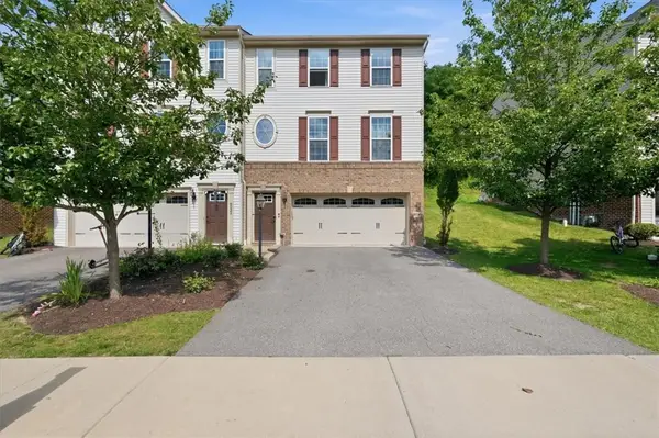 8034 Hinsdale Ln, Mcdonald, PA 15057