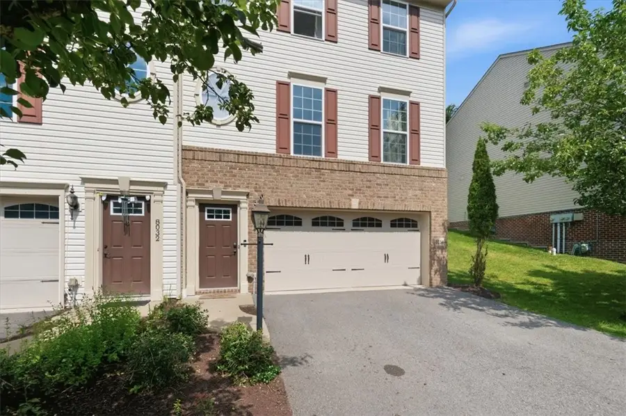 8034 Hinsdale Ln, McDonald, PA 15057 - #2