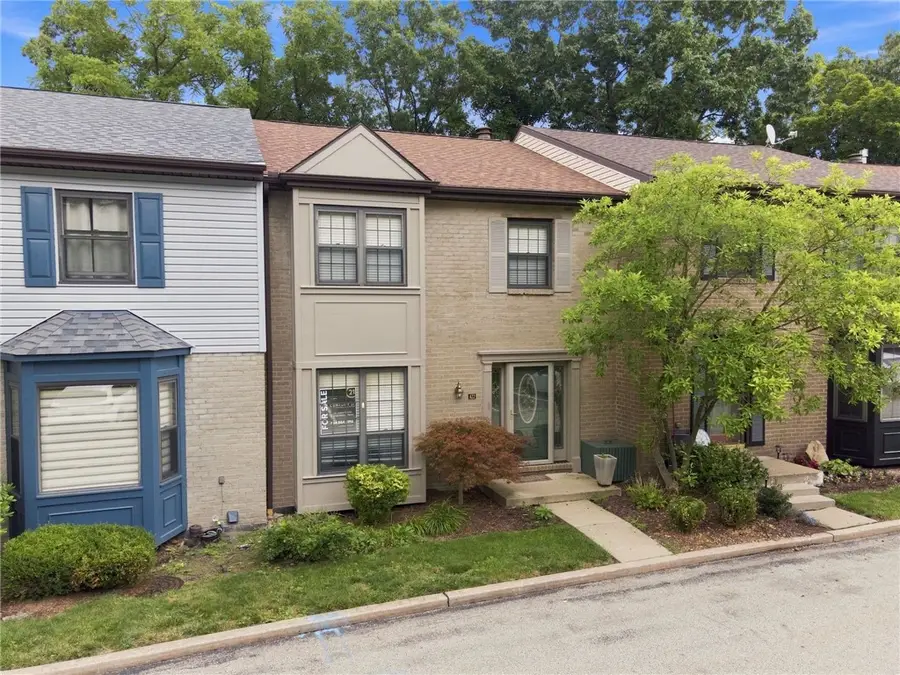 422 Edgetree, Murrysville, PA 15668 - #2