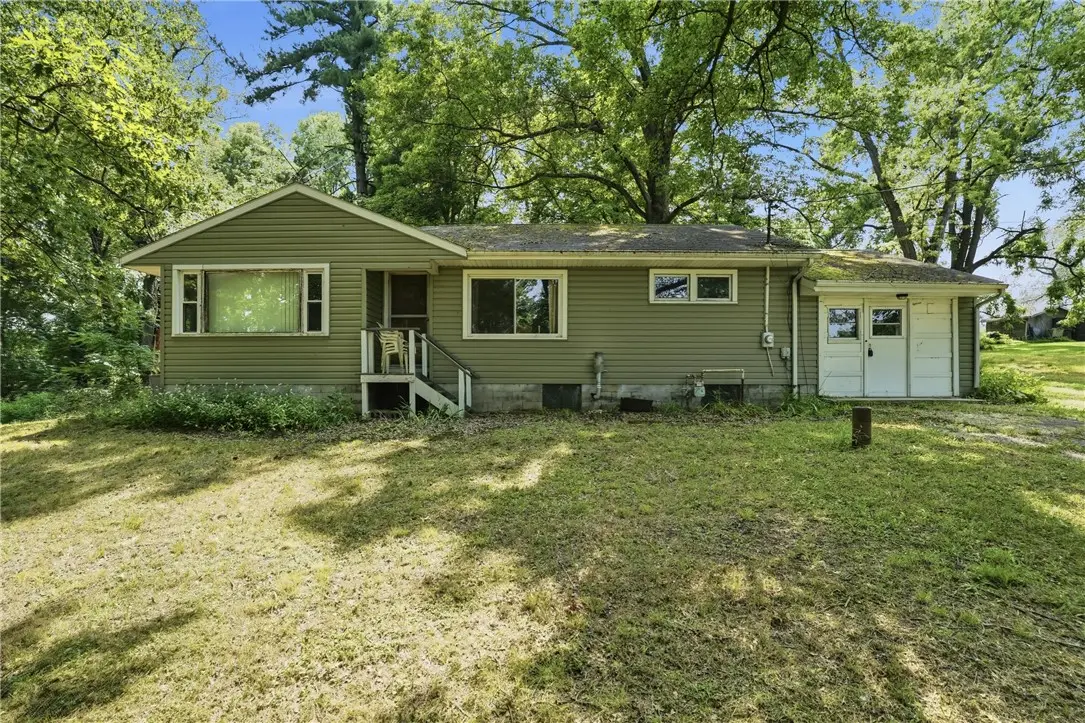 102 Pullam Dr, West Middlesex, PA 16159 - #1