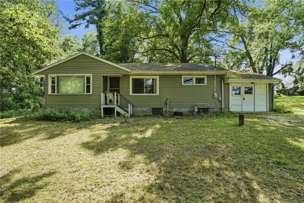 102 Pullam Dr, West Middlesex, PA 16159