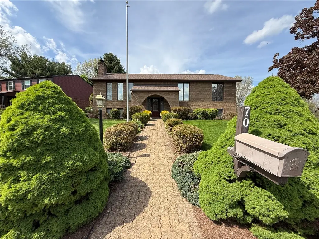 70 Green Meadow Ct, Pittsburgh, PA 15239 - #1