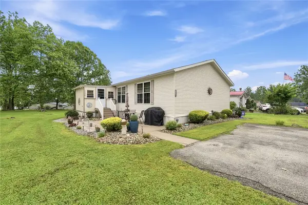 1134 Atlantis Dr, West Newton, PA 15089
