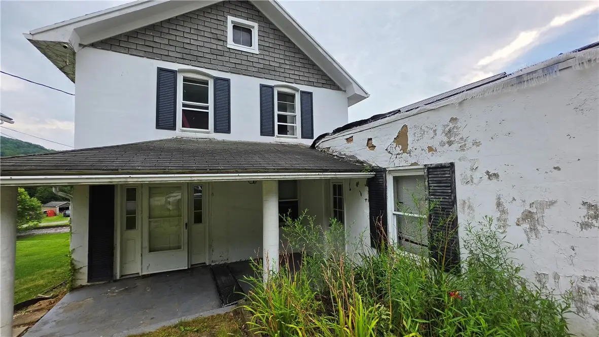 224 Jefferson St, Clymer, PA 15728 - #1