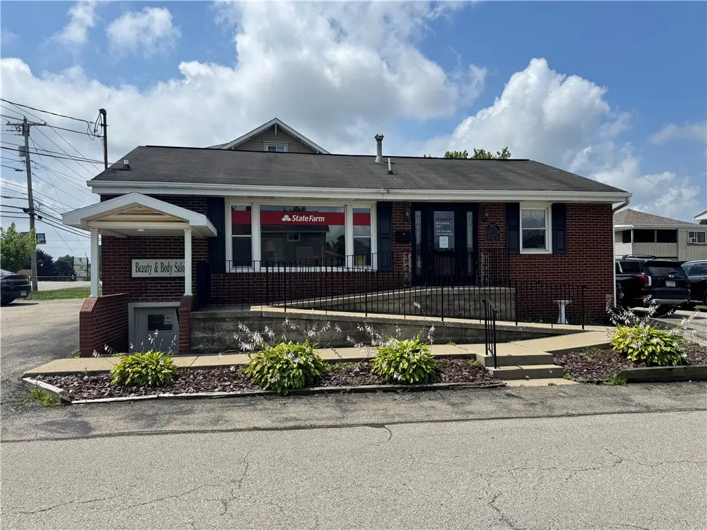 2417 Freeport Rd, Natrona Heights, PA 15065 - #1