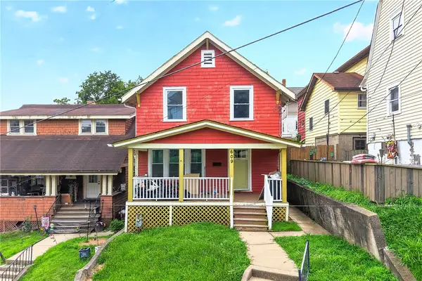 609 7th St, Charleroi, PA 15022