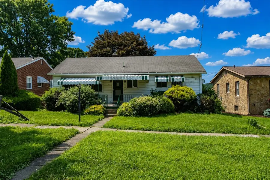 1821 Moore Ave, North Apollo, PA 15613 - #3