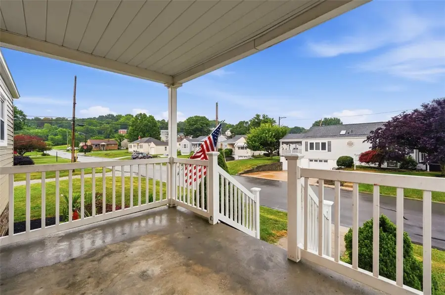 2114 Meadow Ln, Pittsburgh, PA 15220 - #2