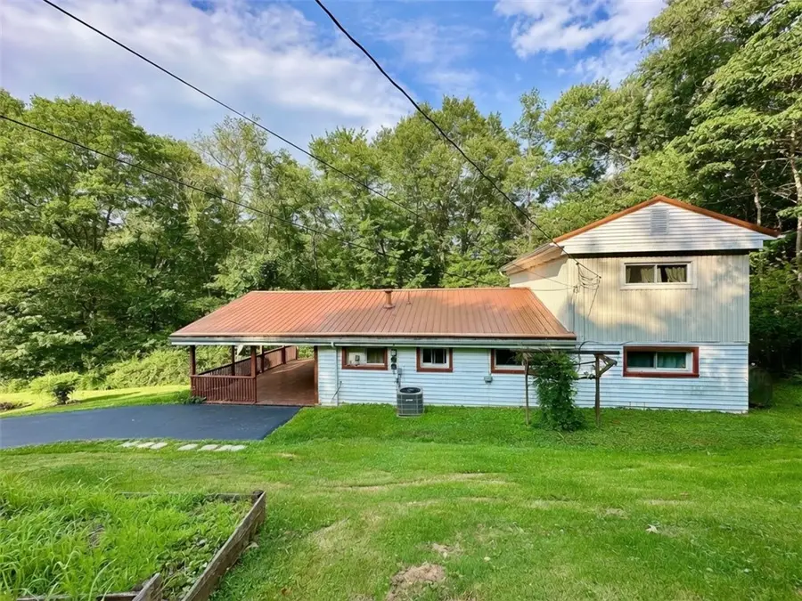 724 Rose Point Harlansburg Rd, New Castle, PA 16101 - #2