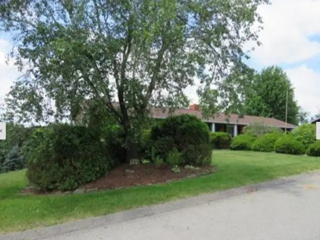 132 Sunrise Dr, Industry, PA 15052 - #2
