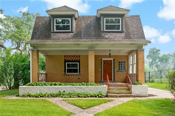 967 Mccormick Ln, Pittsburgh, PA 15226