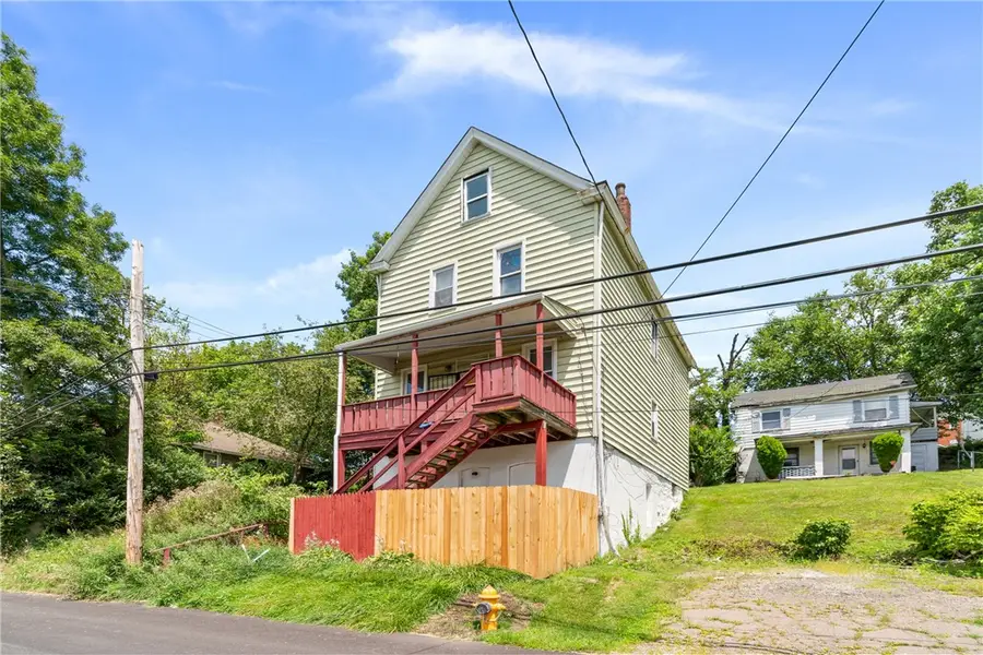132 Fairview Ave, East Pittsburgh, PA 15112 - #3
