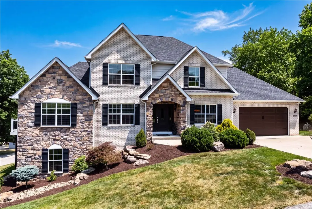 4511 Country Club Dr, Pittsburgh, PA 15236 - #1